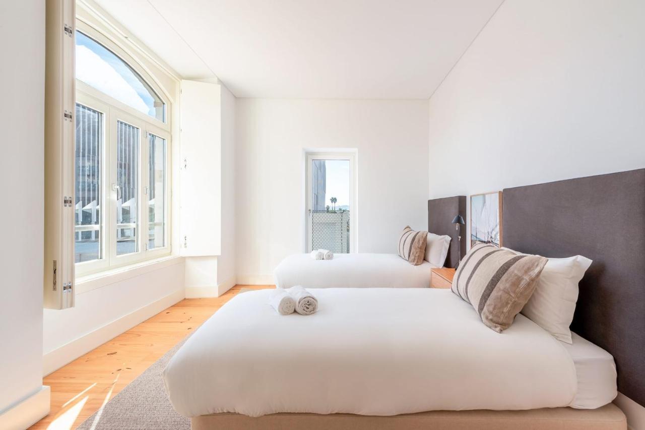 Guestready - Spacious 2 Bedroom Apt Near The River Lisbon Bagian luar foto